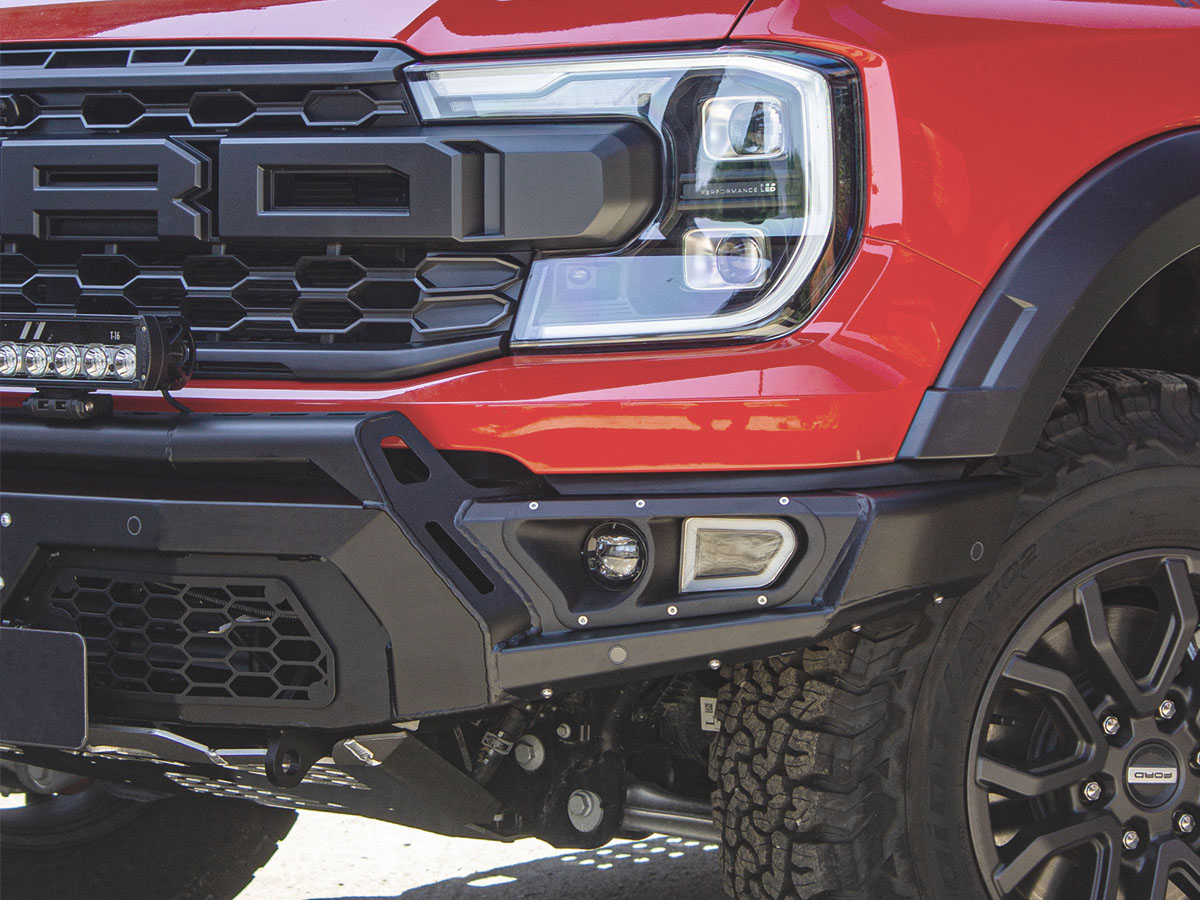Paragolpe delantero c/base y faros integrados Ford Ranger Raptor 2023>