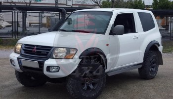 Aletines Snake 6cm tipo Bushwacker para Mitsubishi Montero DID