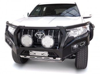 Parachoques frontal con base de cabestrante y faros Toyota Land Cruiser 150 (sólo 2018)