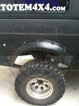 Aletines Snake +7cm tipo Bushwacker Nissan Patrol 