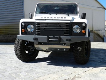 Paragolpes frontal c/base Land Rover DEFENDER 130