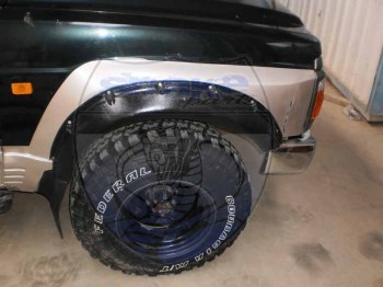 Aletines Snake +10cm tipo Bushwacker Nissan Patrol GR Y60