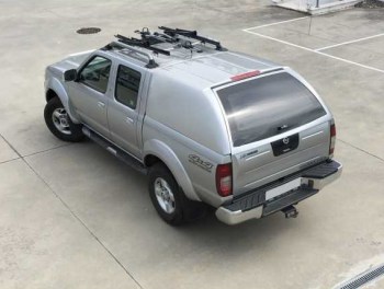 Hard Top Snake Nissan Navara D22 sin ventanas 