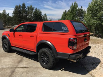 Hard Top Snake Ford Ranger 2023 en adelante con ventanas correderas 