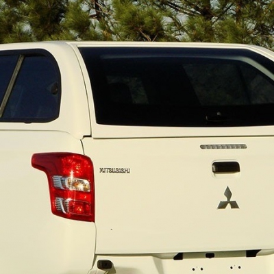 Hard Top Mitsubishi L200 Triton ventanas correderas 